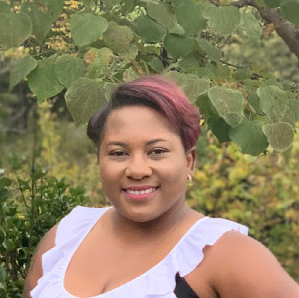 Meet your Posher, Andrea